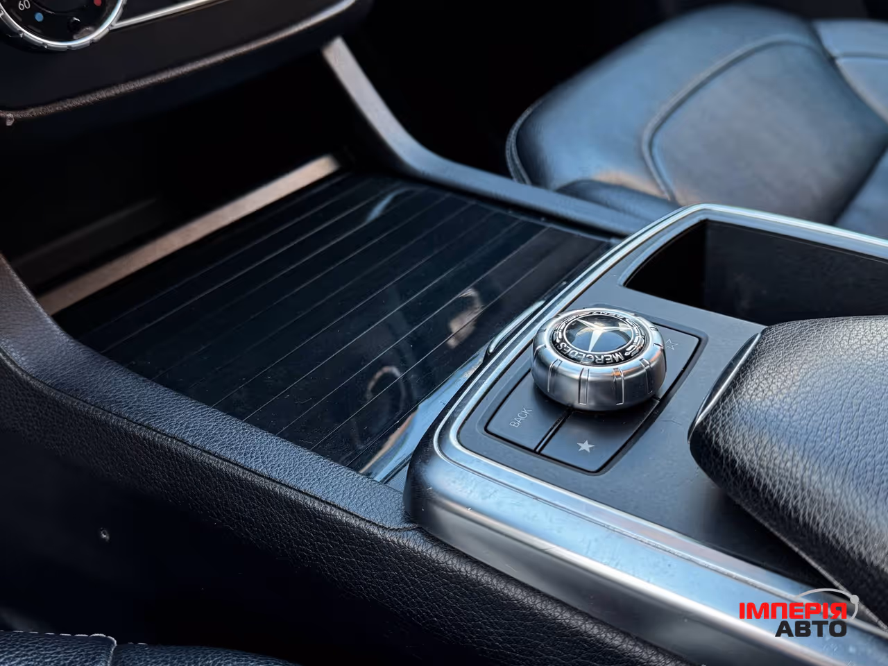 Mercedes-Benz M-Класс - фото 13