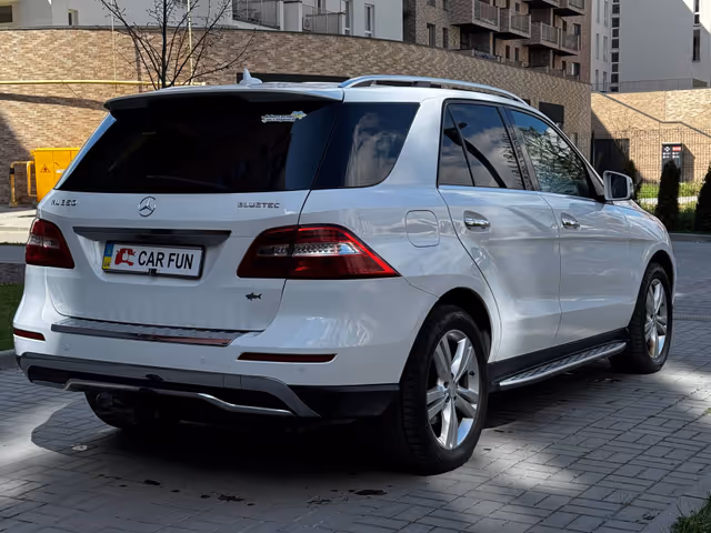 Mercedes-Benz M-Класс - фото 5