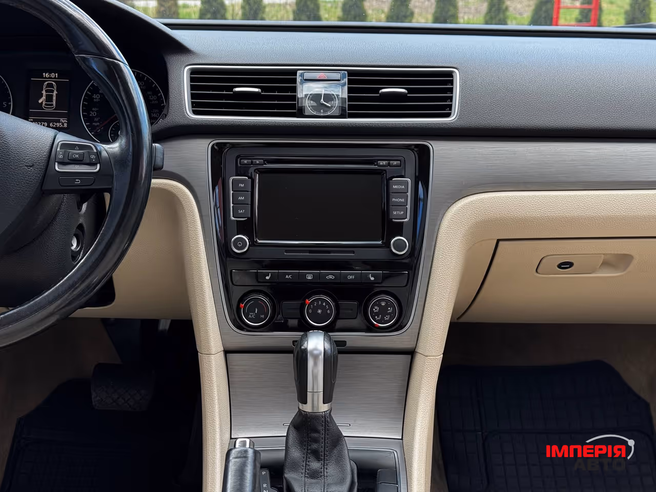 Volkswagen Passat - фото 22