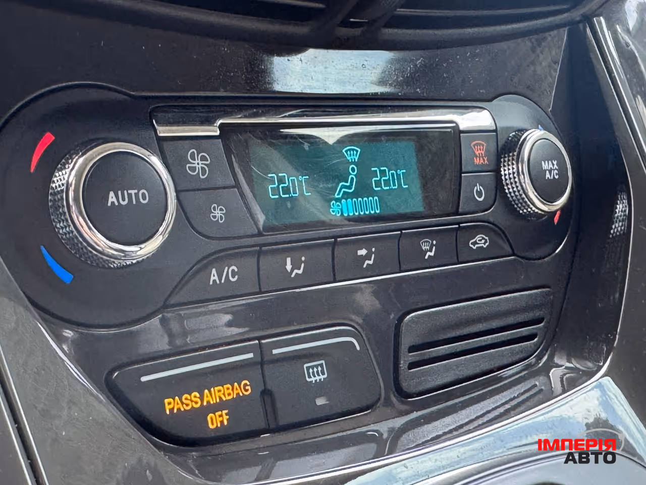 Ford Escape - фото 29