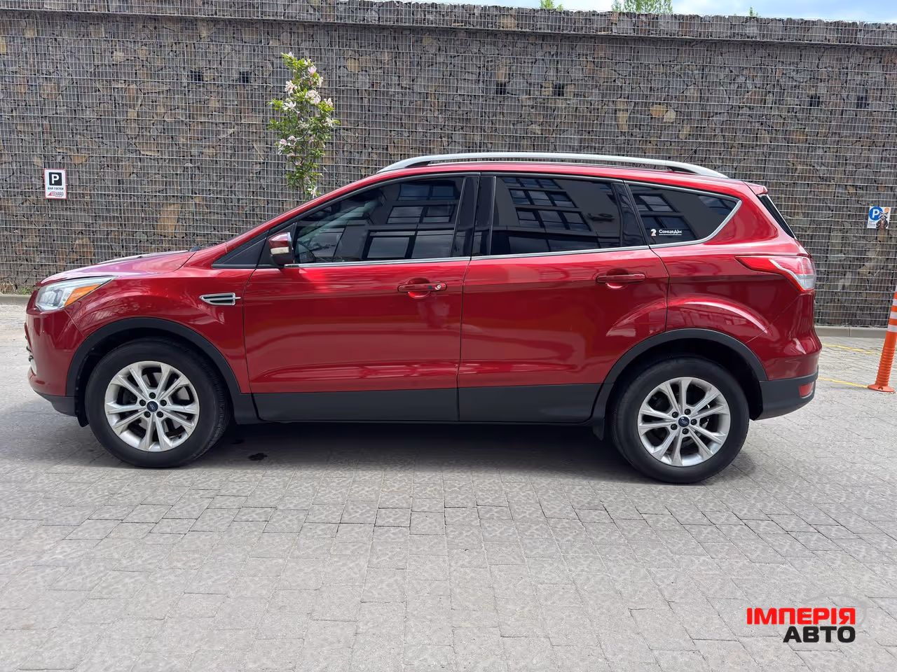 Ford Escape - фото 8