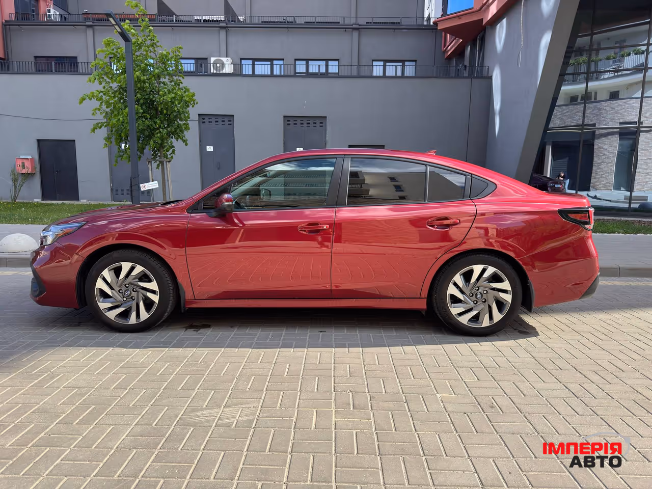 Subaru Legacy - фото 6
