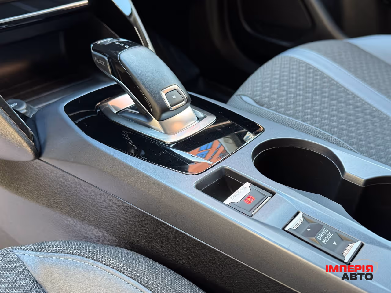 Peugeot 2008 - фото 12