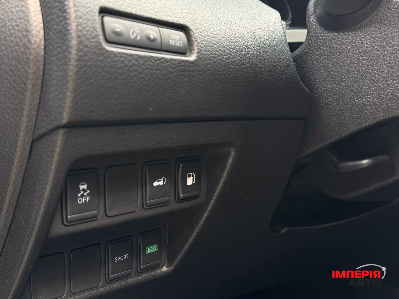 Nissan Rogue - фото 11