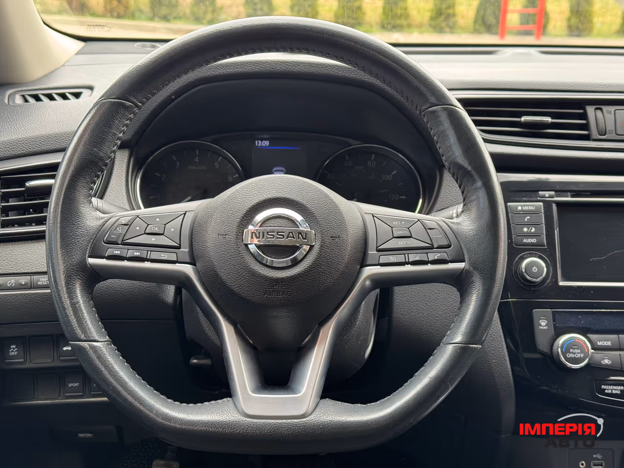 Nissan Rogue - фото 21