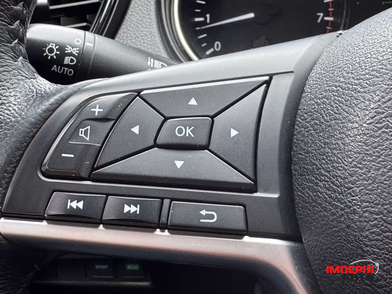 Nissan Rogue - фото 25