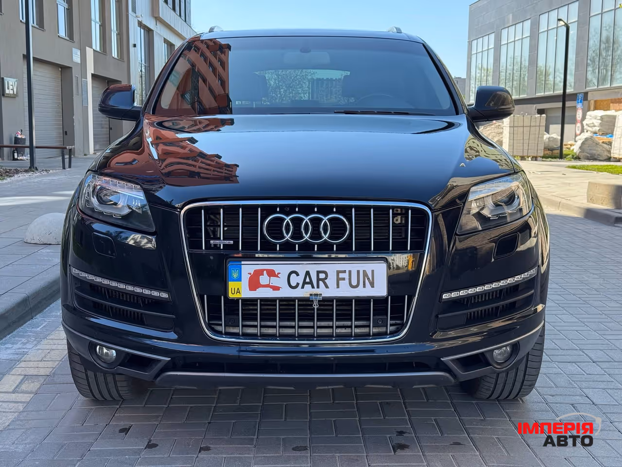 Audi Q7 - фото 2