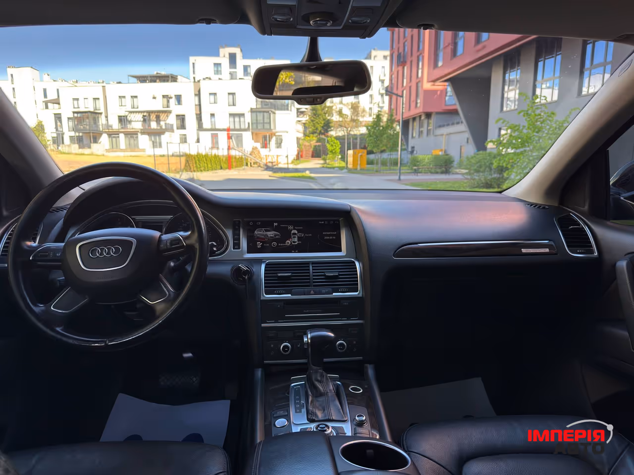 Audi Q7 - фото 24