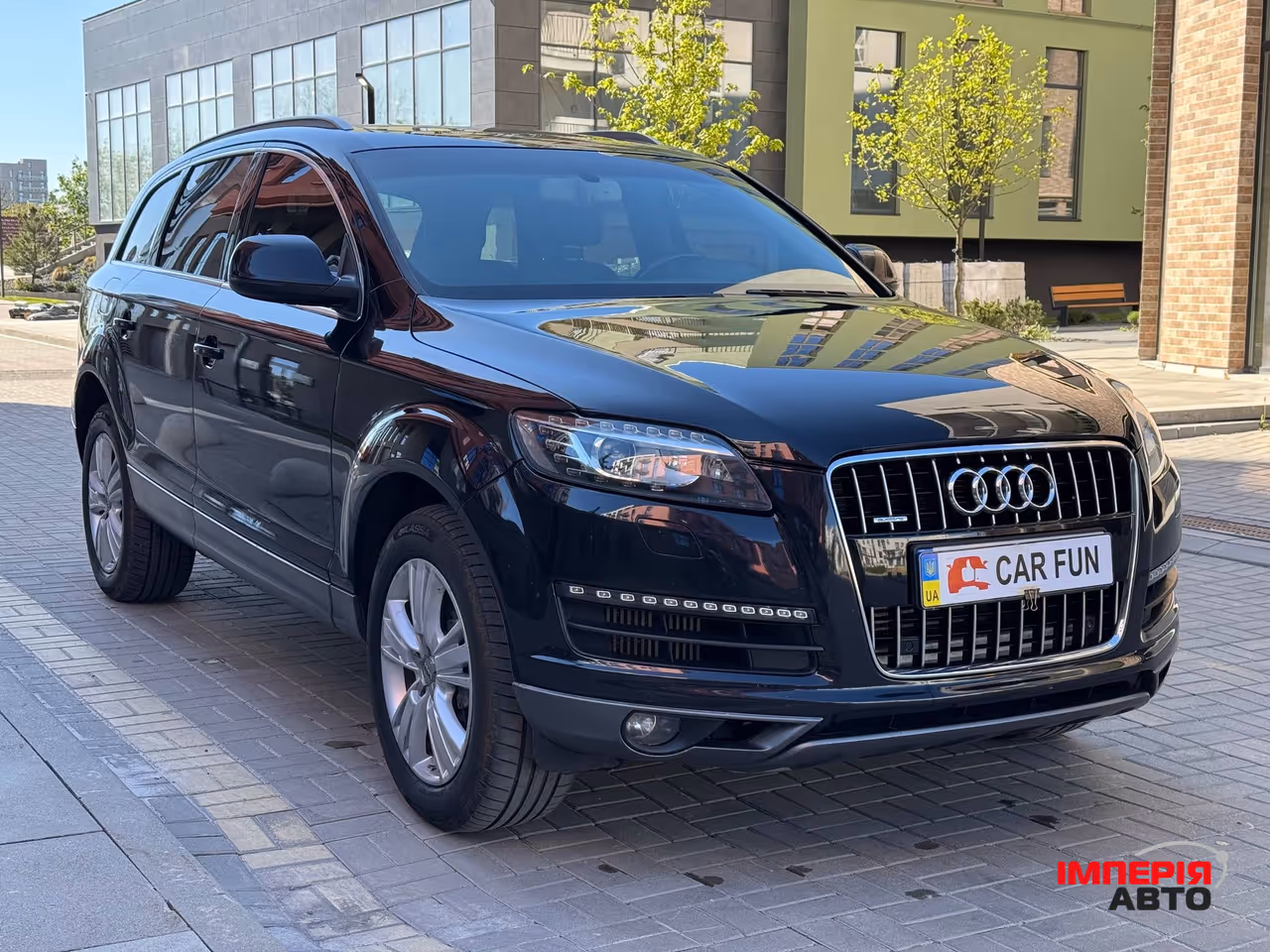 Audi Q7 - фото 3