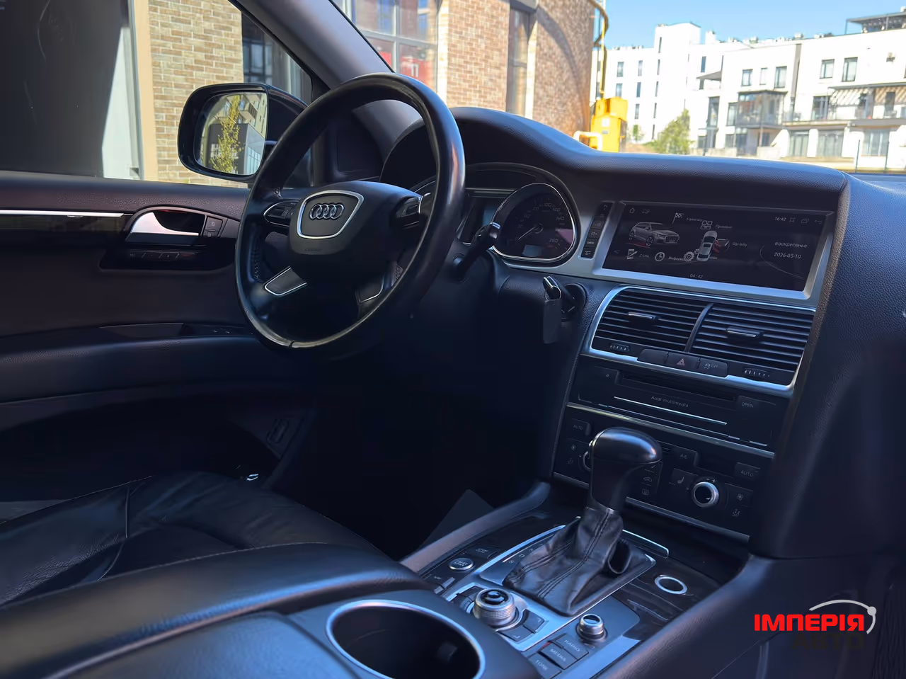 Audi Q7 - фото 22