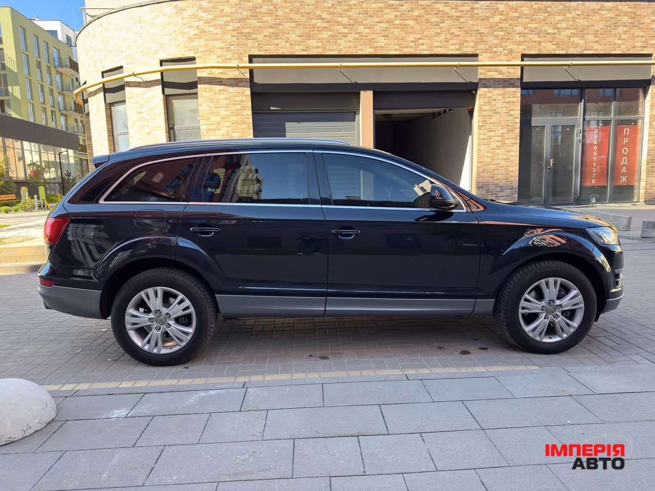 Audi Q7 - фото 8