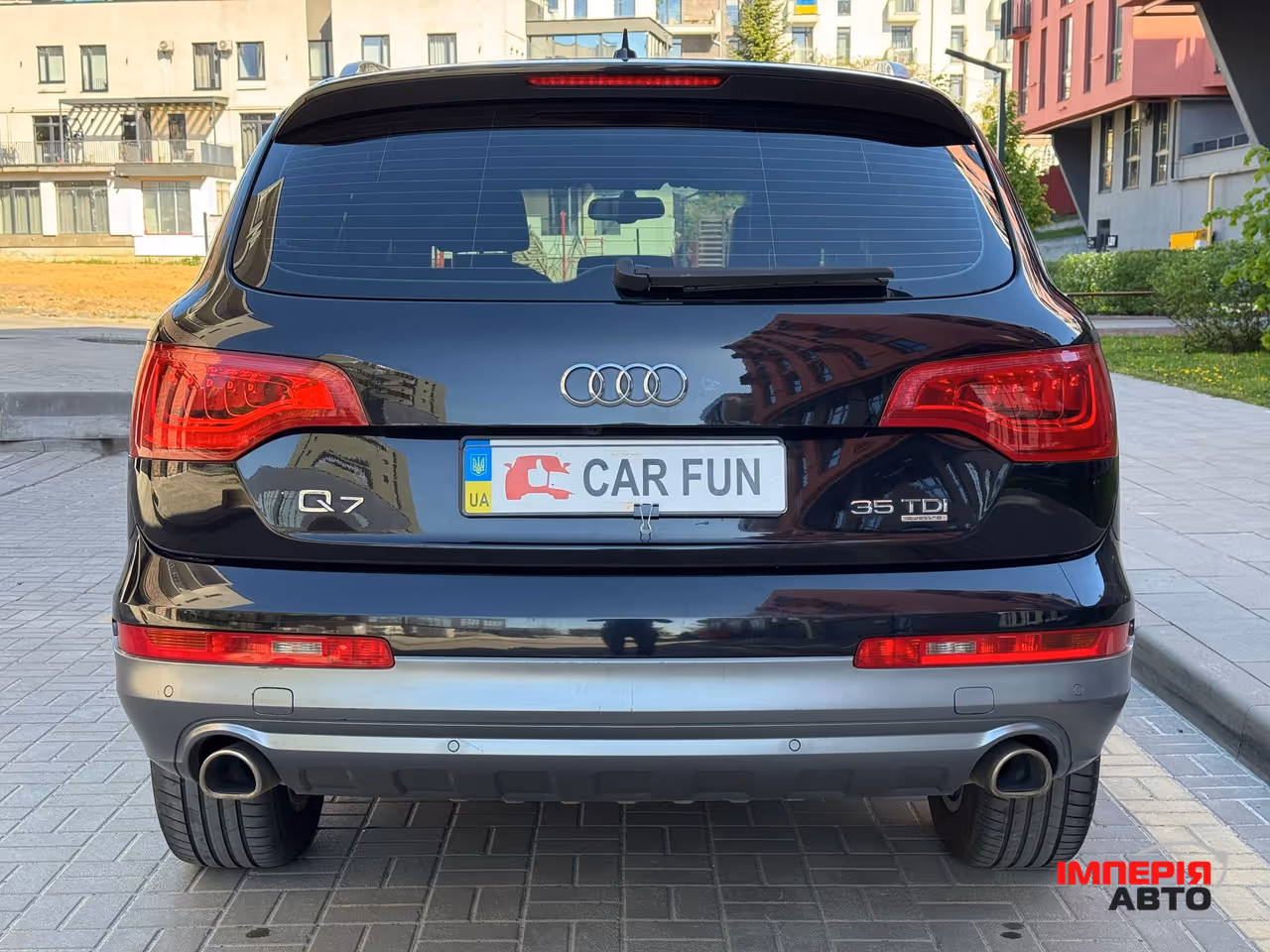 Audi Q7 - фото 5