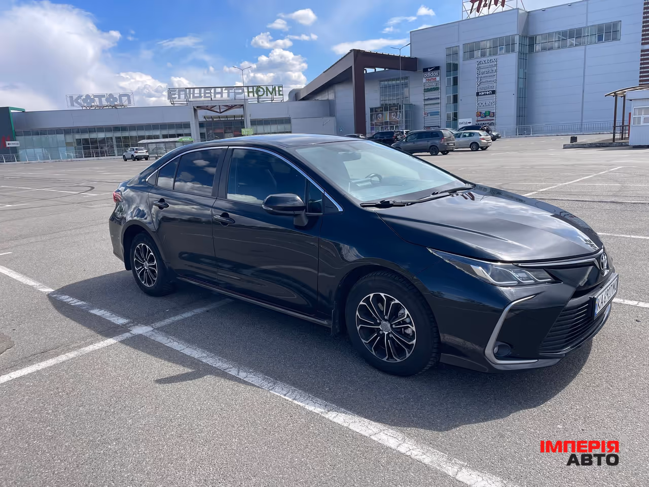 Toyota Corolla - фото 1