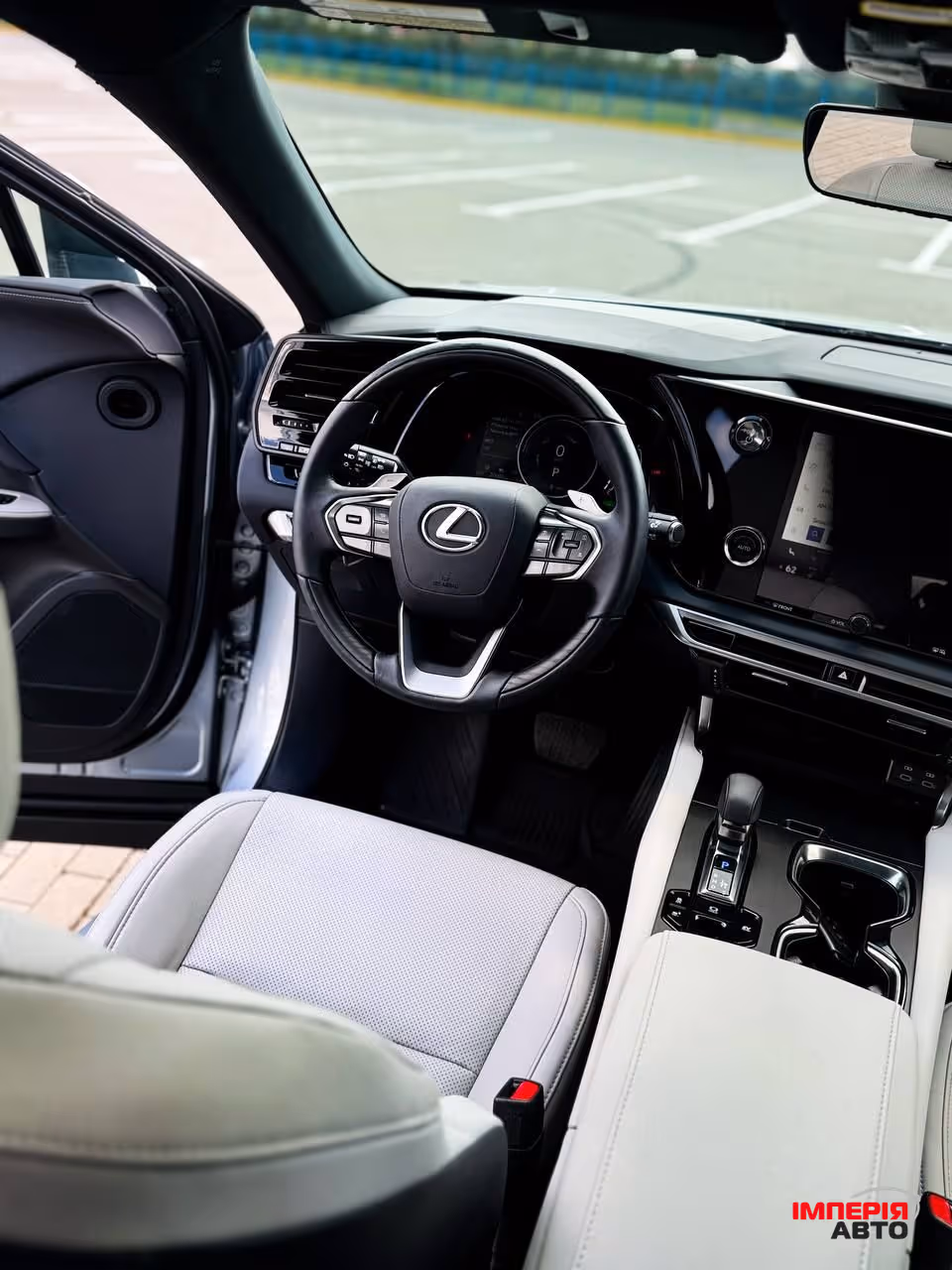 Lexus RX - фото 16