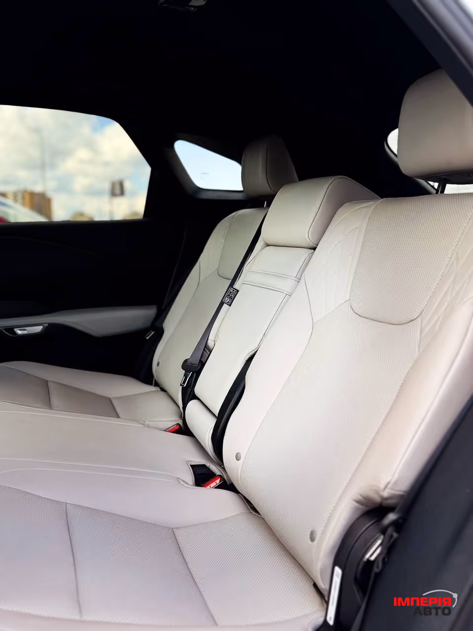 Lexus RX - фото 15