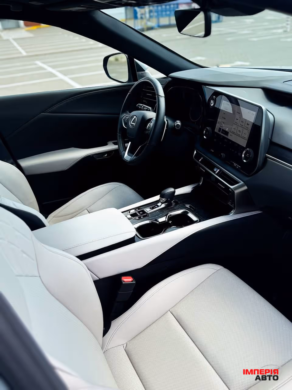 Lexus RX - фото 9
