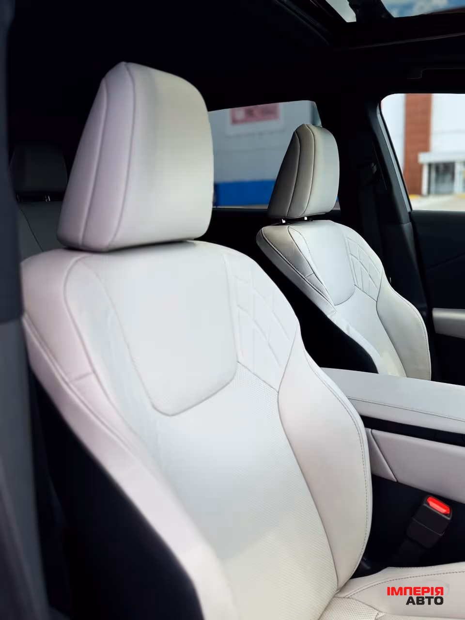 Lexus RX - фото 10
