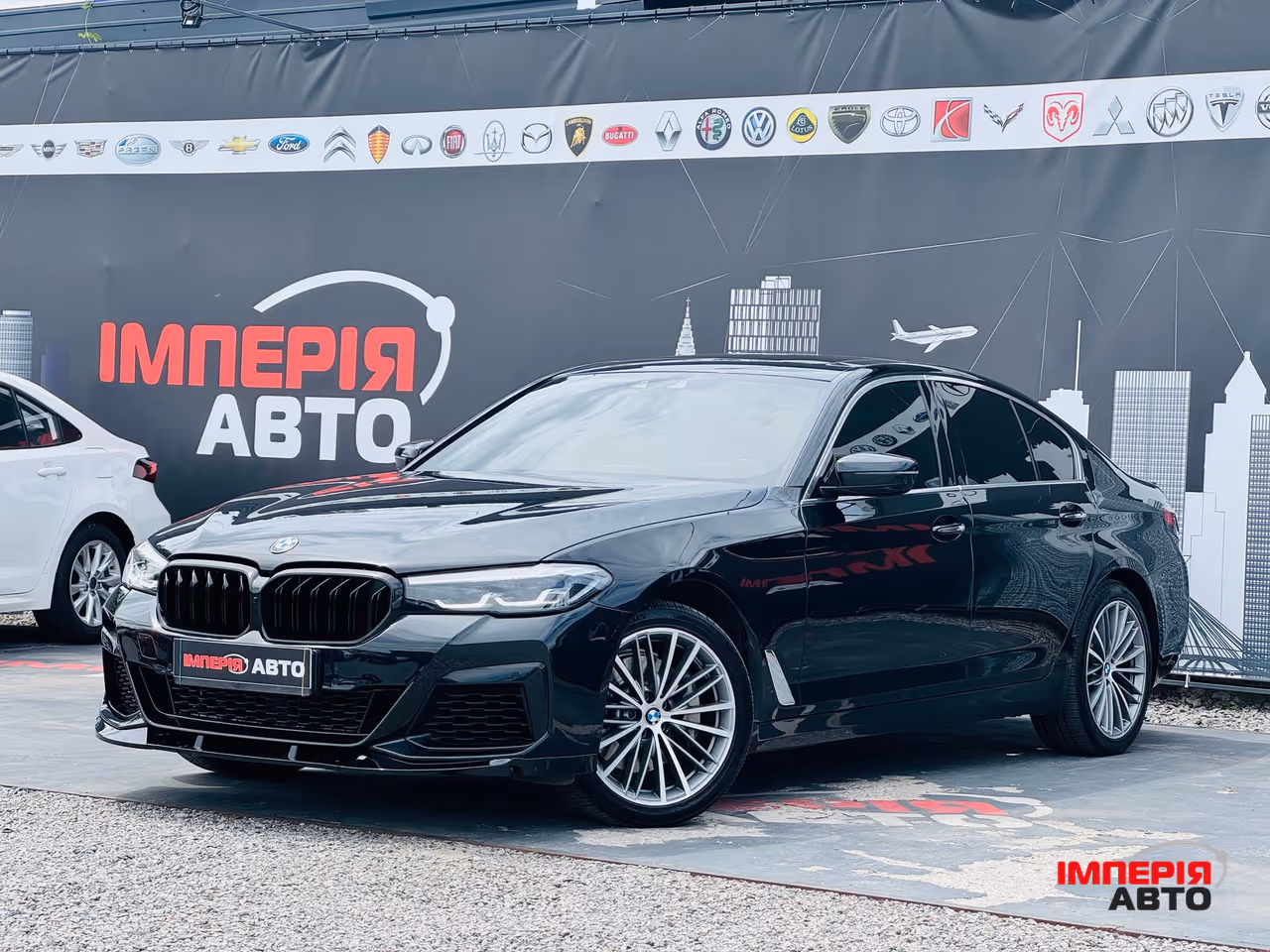 BMW 5 серії - фото 1