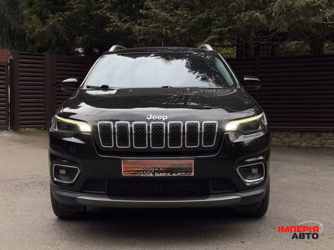 Jeep Cherokee - фото 2