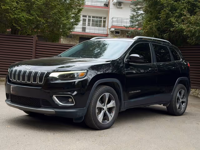 Jeep Cherokee - фото 1
