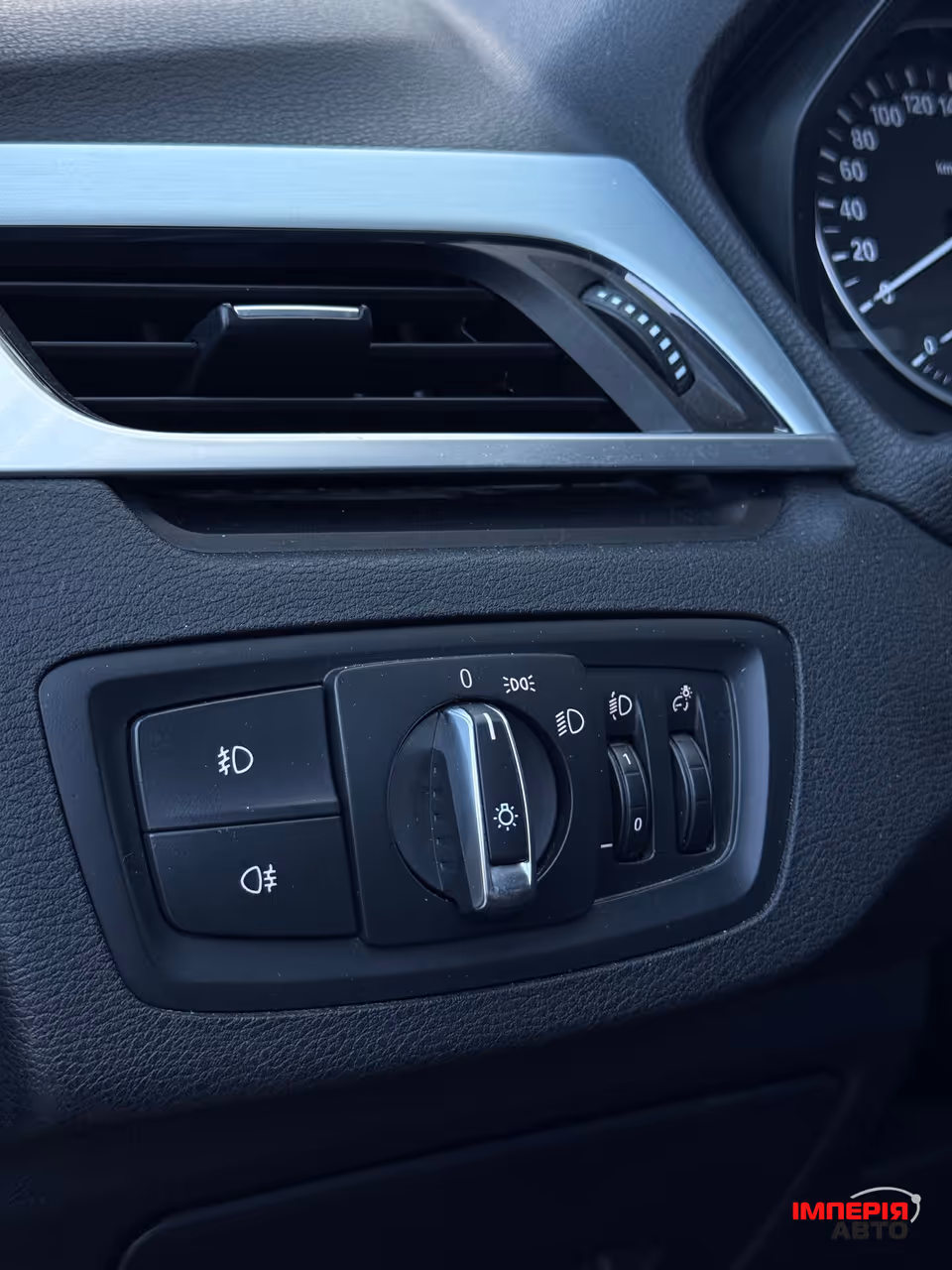 BMW X1 - фото 16