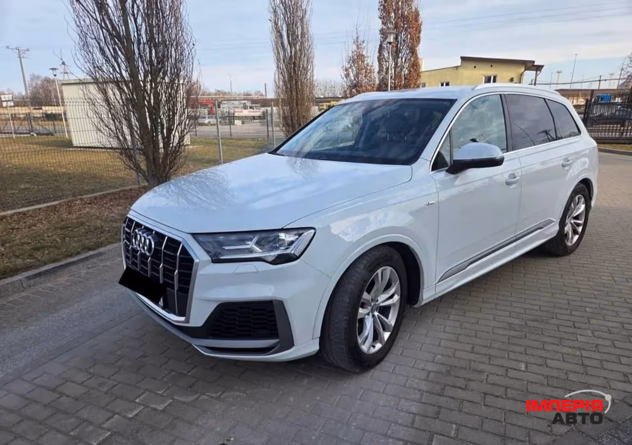 Audi Q7 - фото 3