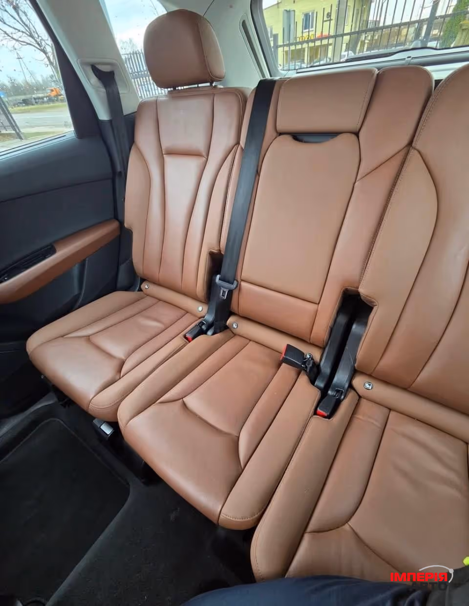 Audi Q7 - фото 8