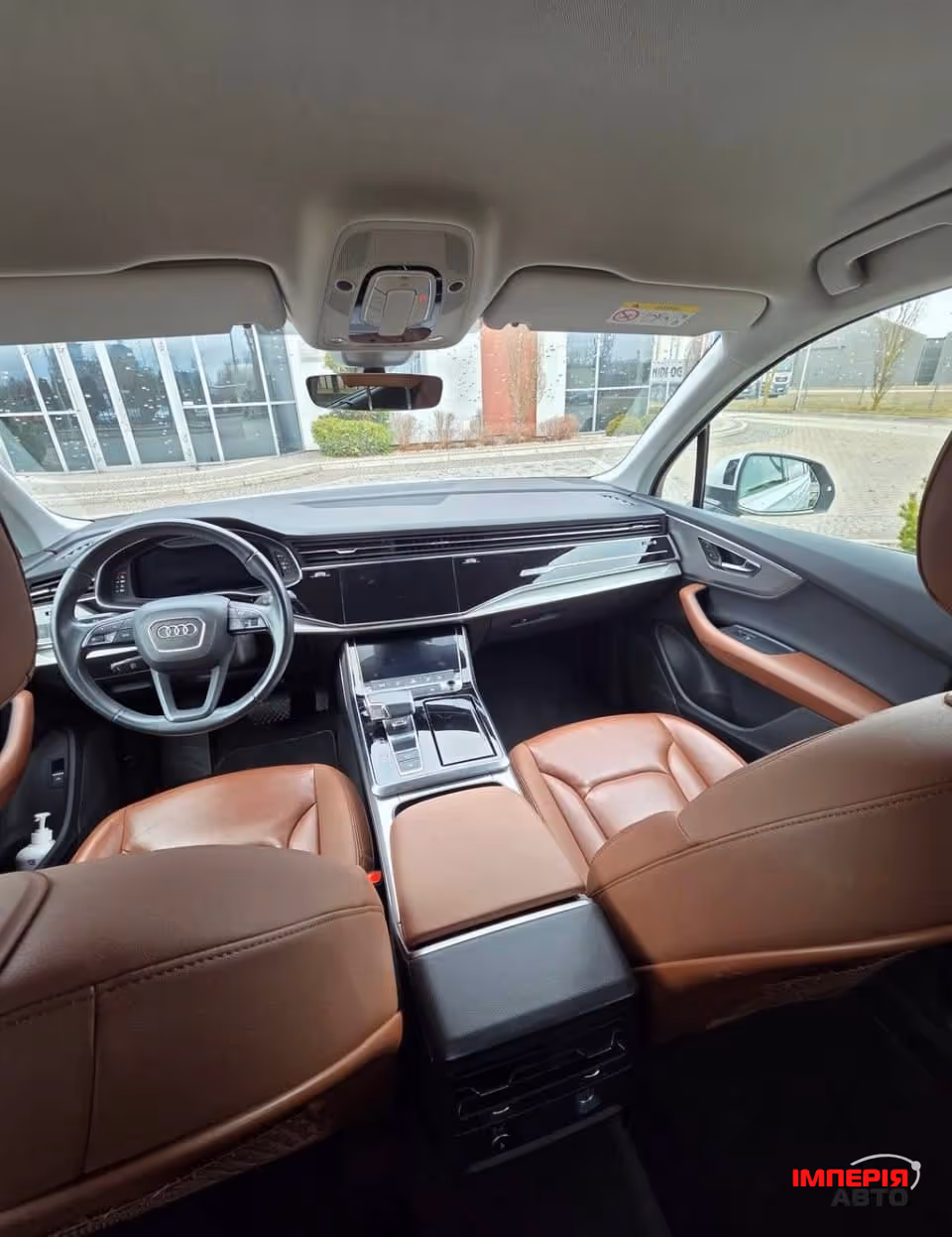 Audi Q7 - фото 10