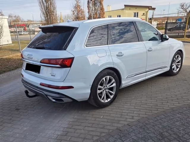 Audi Q7 - фото 4
