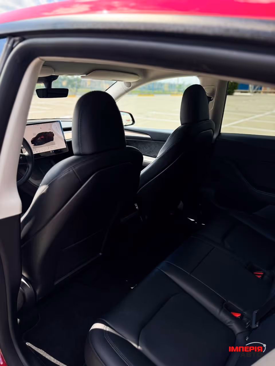 Tesla Model Y - фото 10