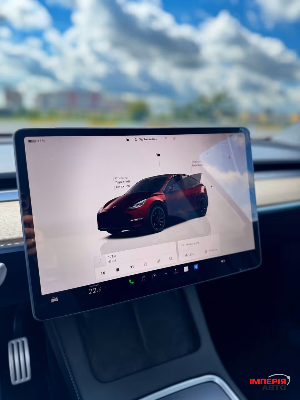 Tesla Model Y - фото 15