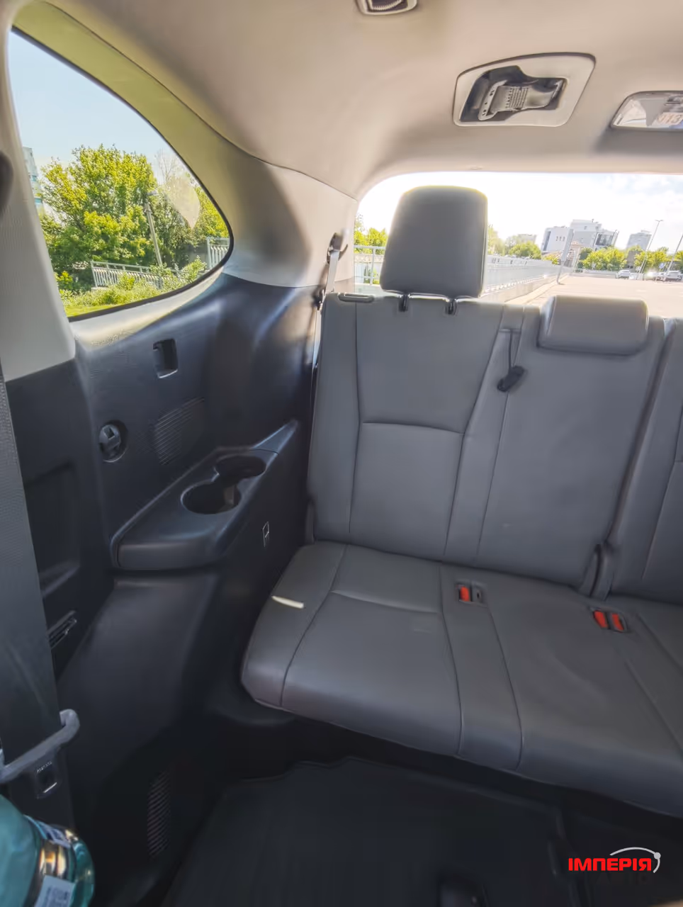 Toyota Highlander - фото 16