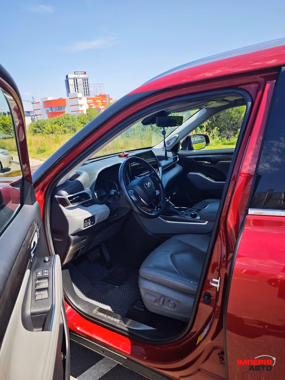 Toyota Highlander - фото 3
