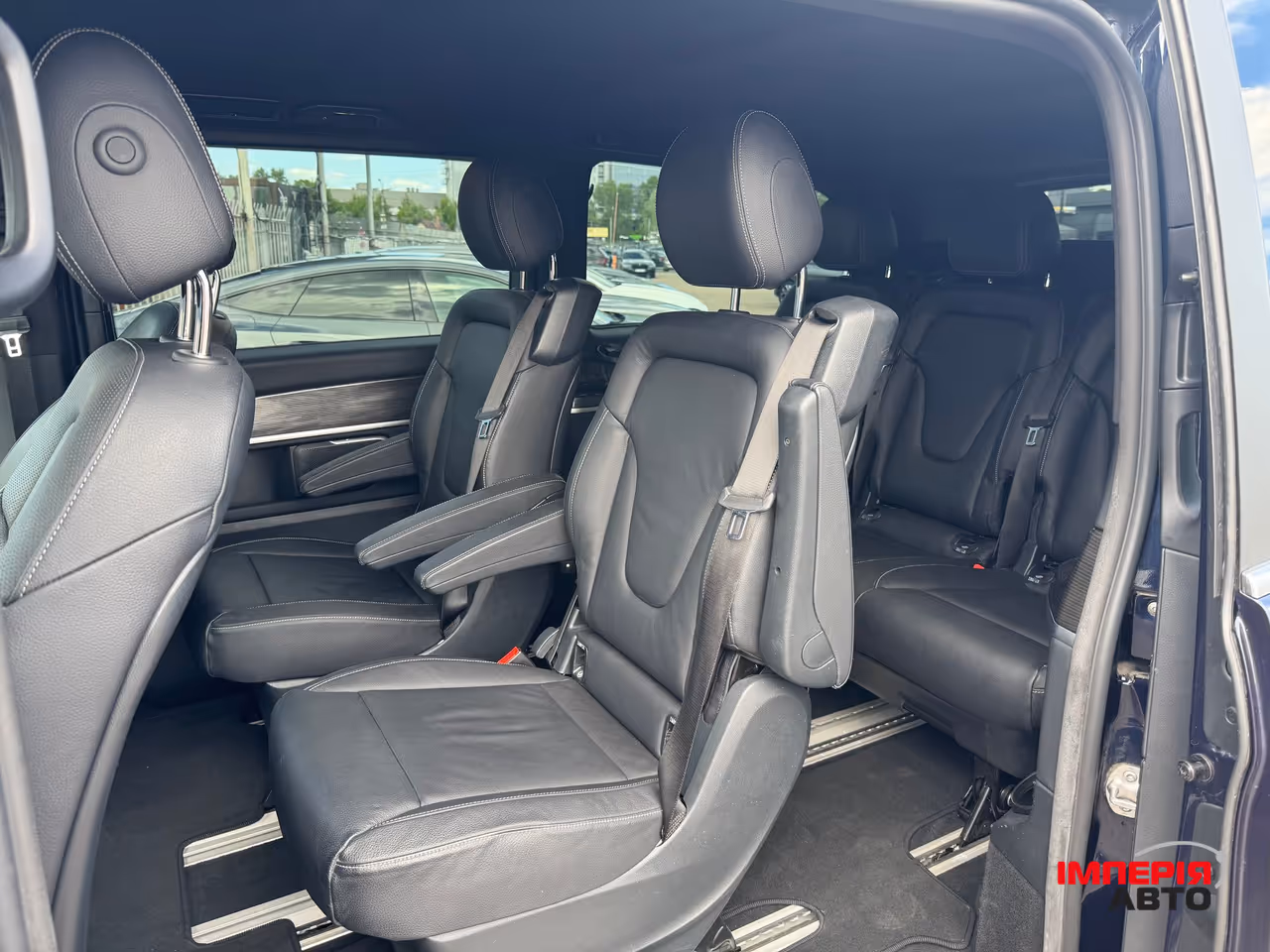 Mercedes-Benz V-Класс - фото 13