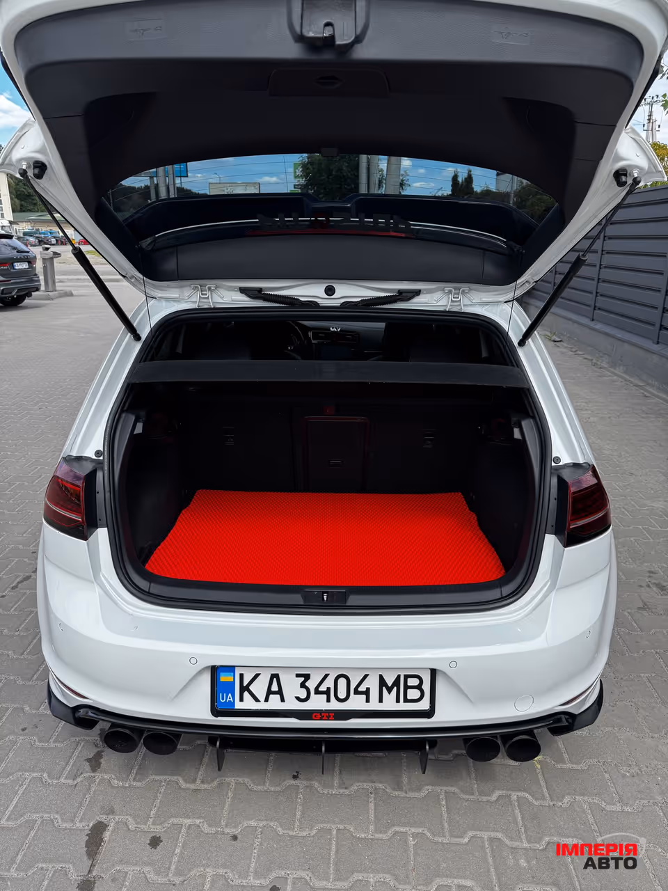 Volkswagen Golf GTI - фото 13