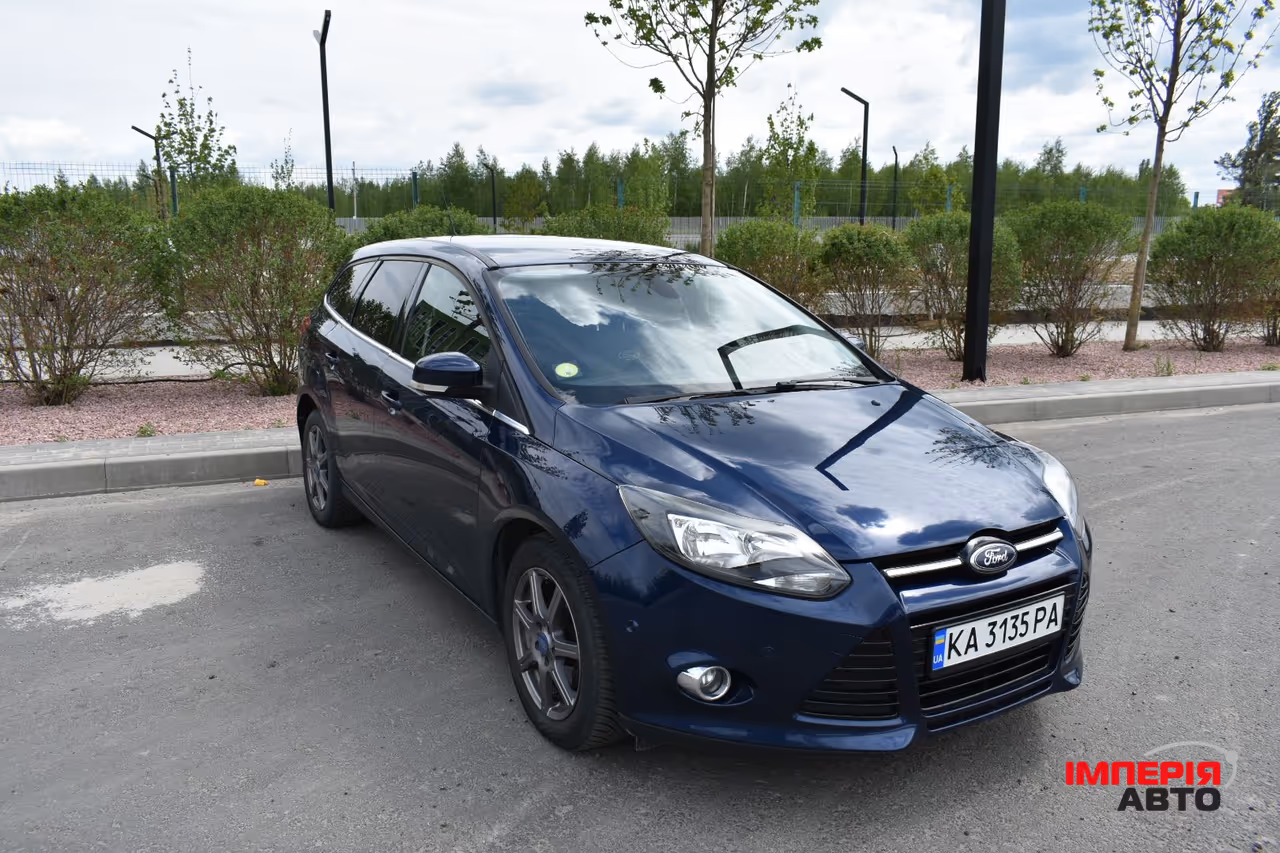 Ford Focus - фото 5