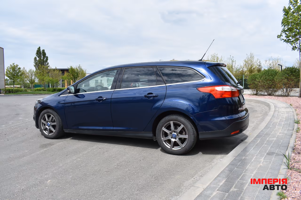 Ford Focus - фото 6