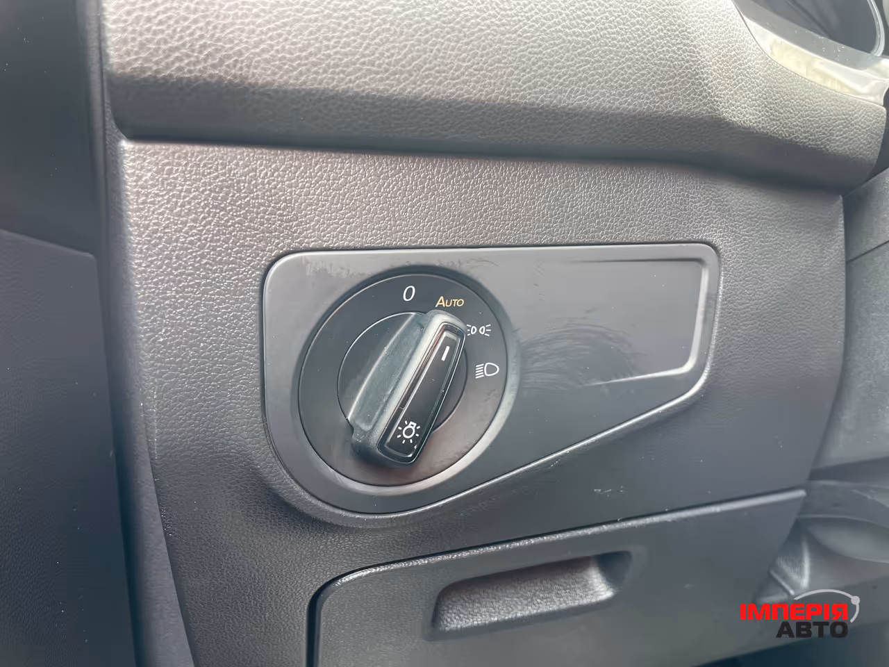 Volkswagen Tiguan - фото 21