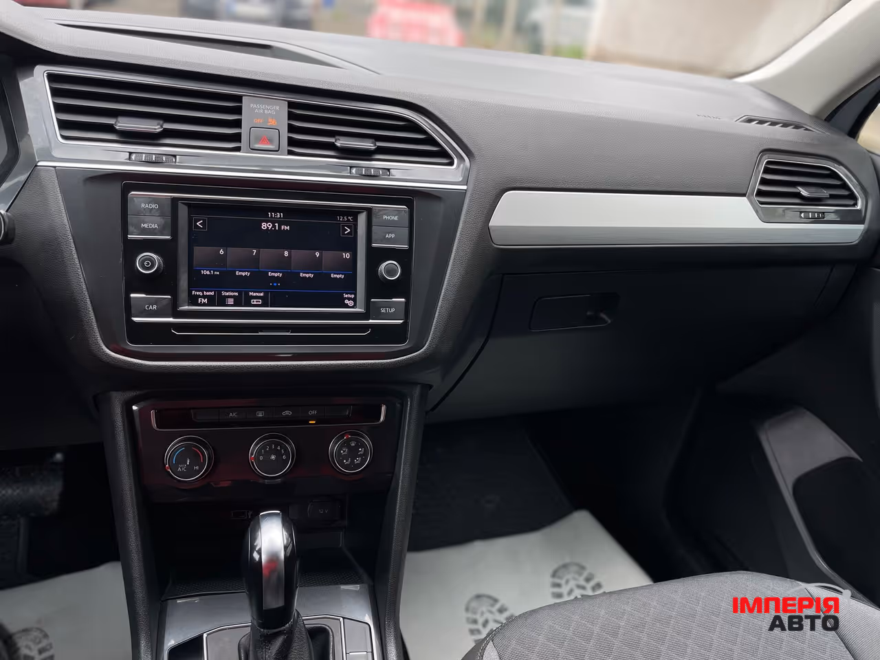 Volkswagen Tiguan - фото 27