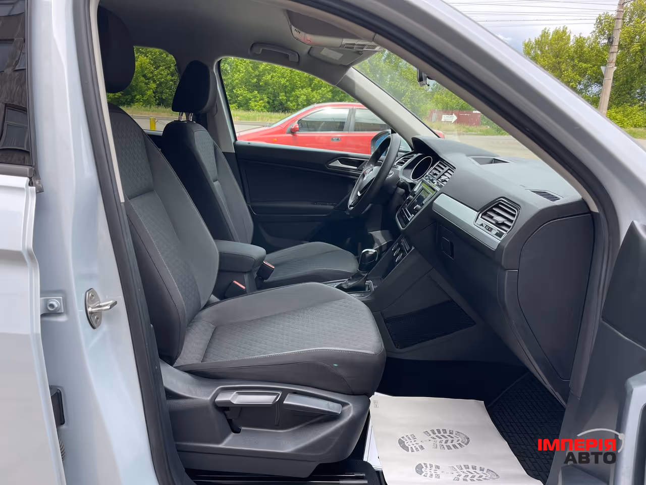 Volkswagen Tiguan - фото 57