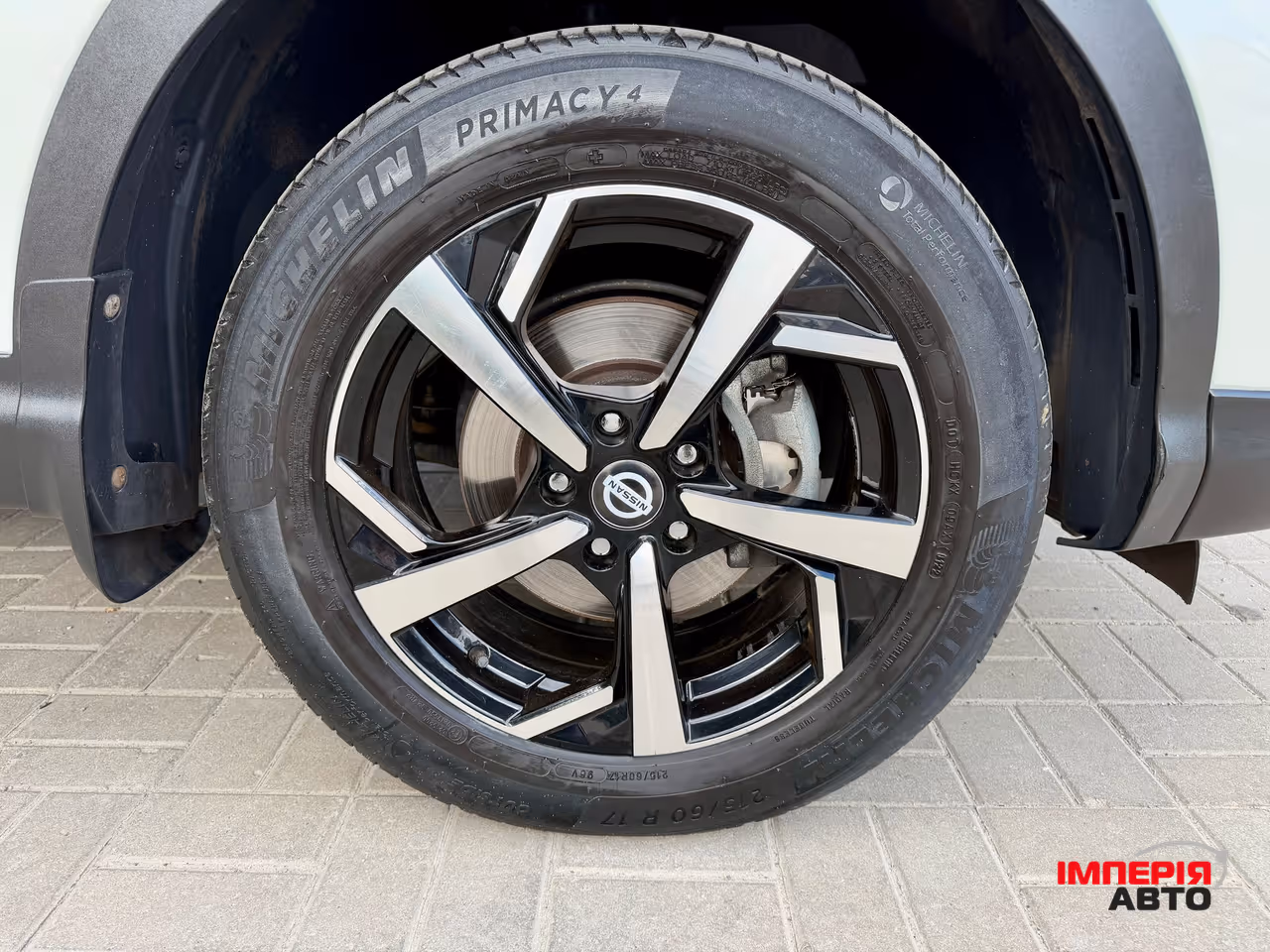 Nissan Qashqai - фото 4