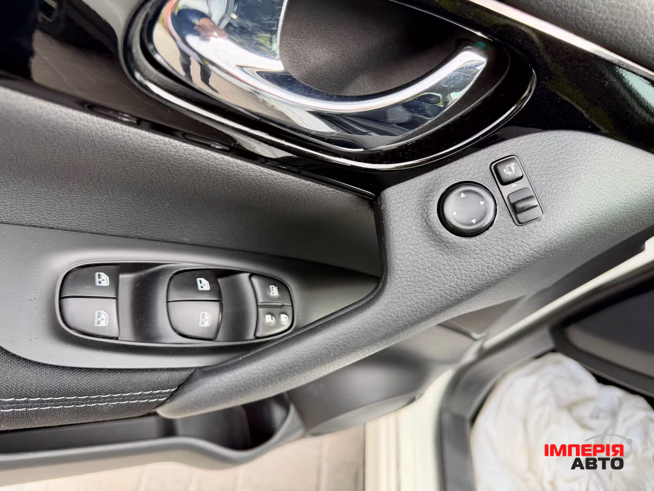Nissan Qashqai - фото 15