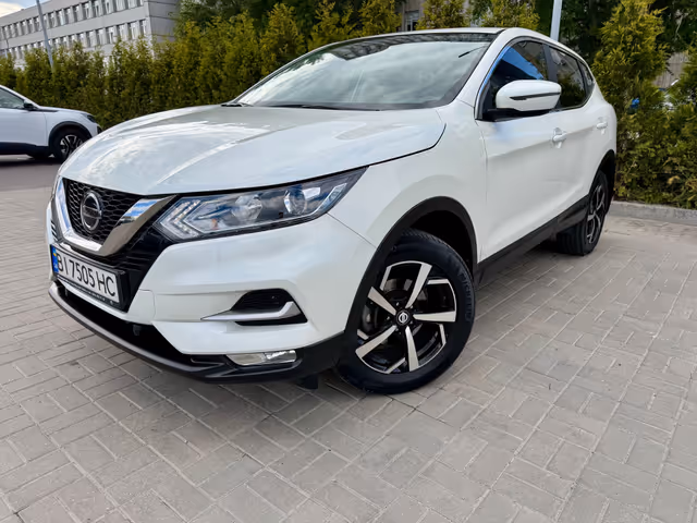 Nissan Qashqai - фото 1