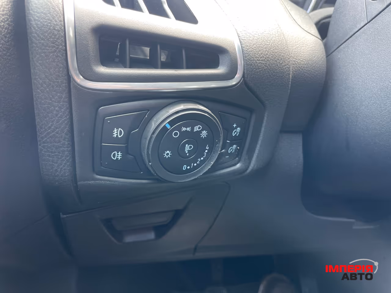Ford Focus - фото 25
