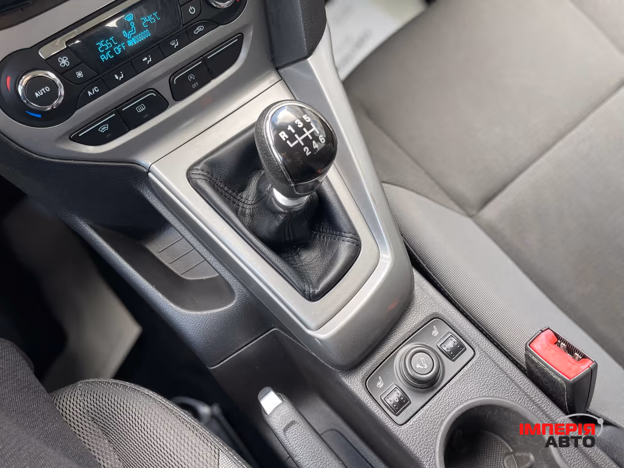 Ford Focus - фото 22