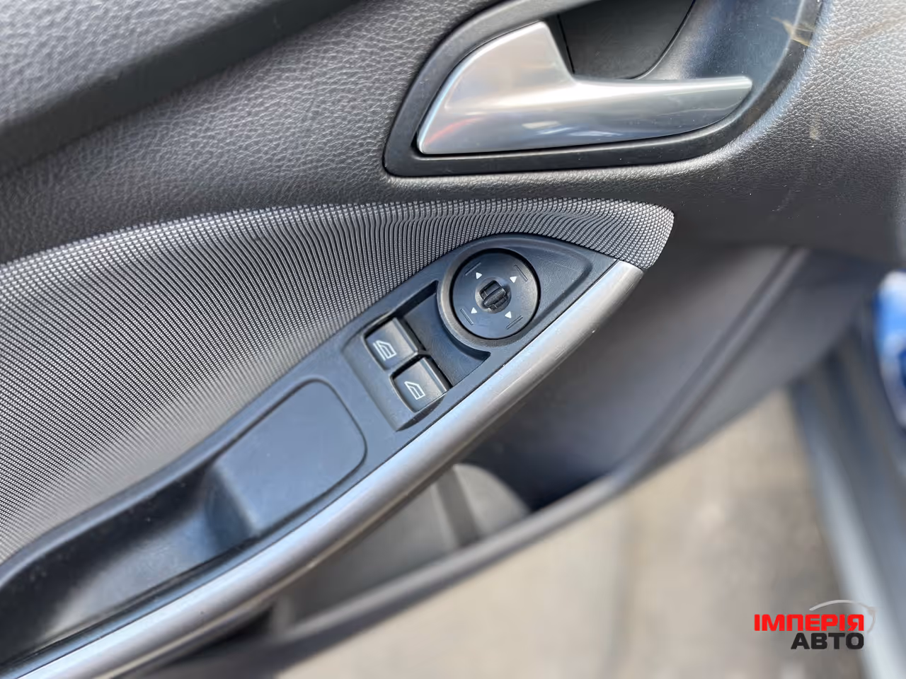 Ford Focus - фото 14