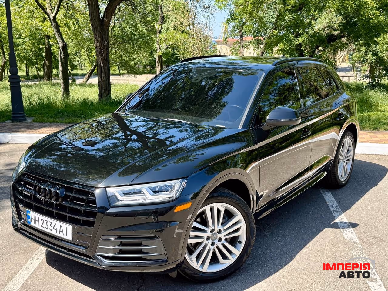 Audi Q5 - фото 3