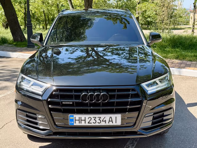 Audi Q5 - фото 2