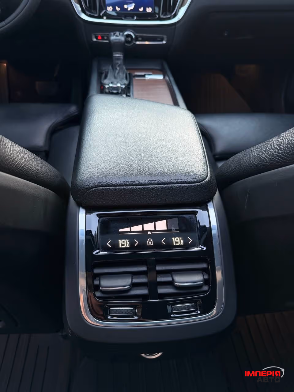 Volvo S60 - фото 26