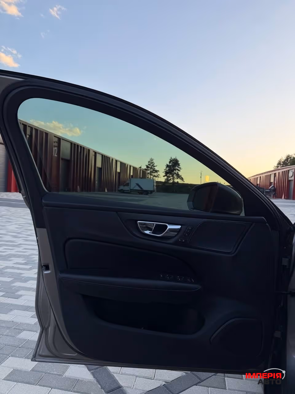 Volvo S60 - фото 27